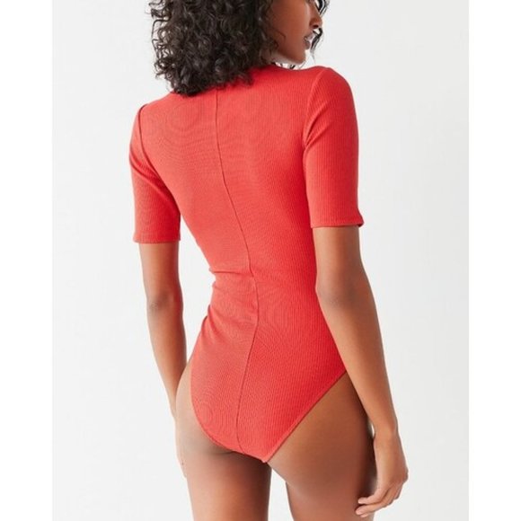 Urban Outfitters - Out from Under Lulu Plunging Tie-Front Bodysuit MEDIUM EUC UO - Picture 3 of 14